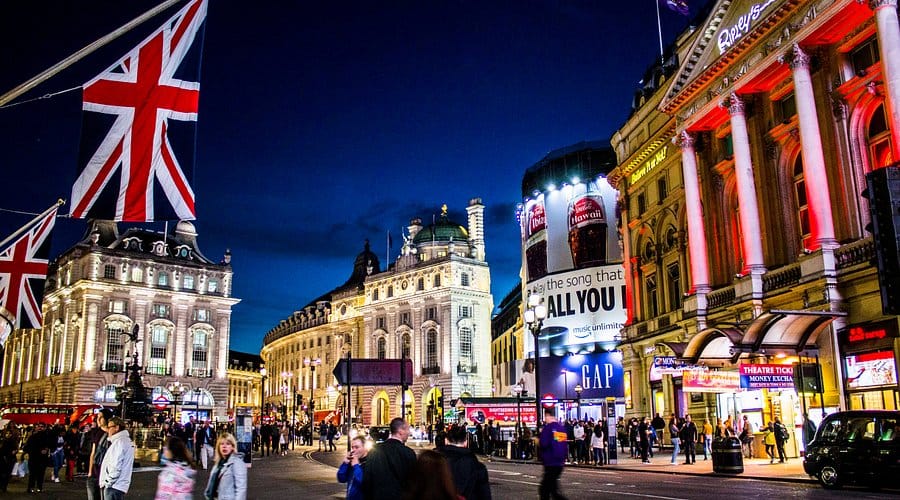 piccadilly-circus.jpg