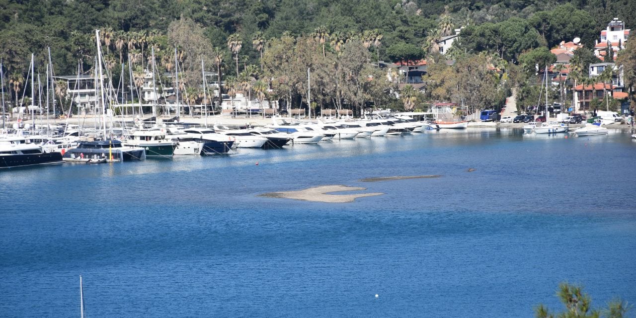 marmaris-gemi.jpg