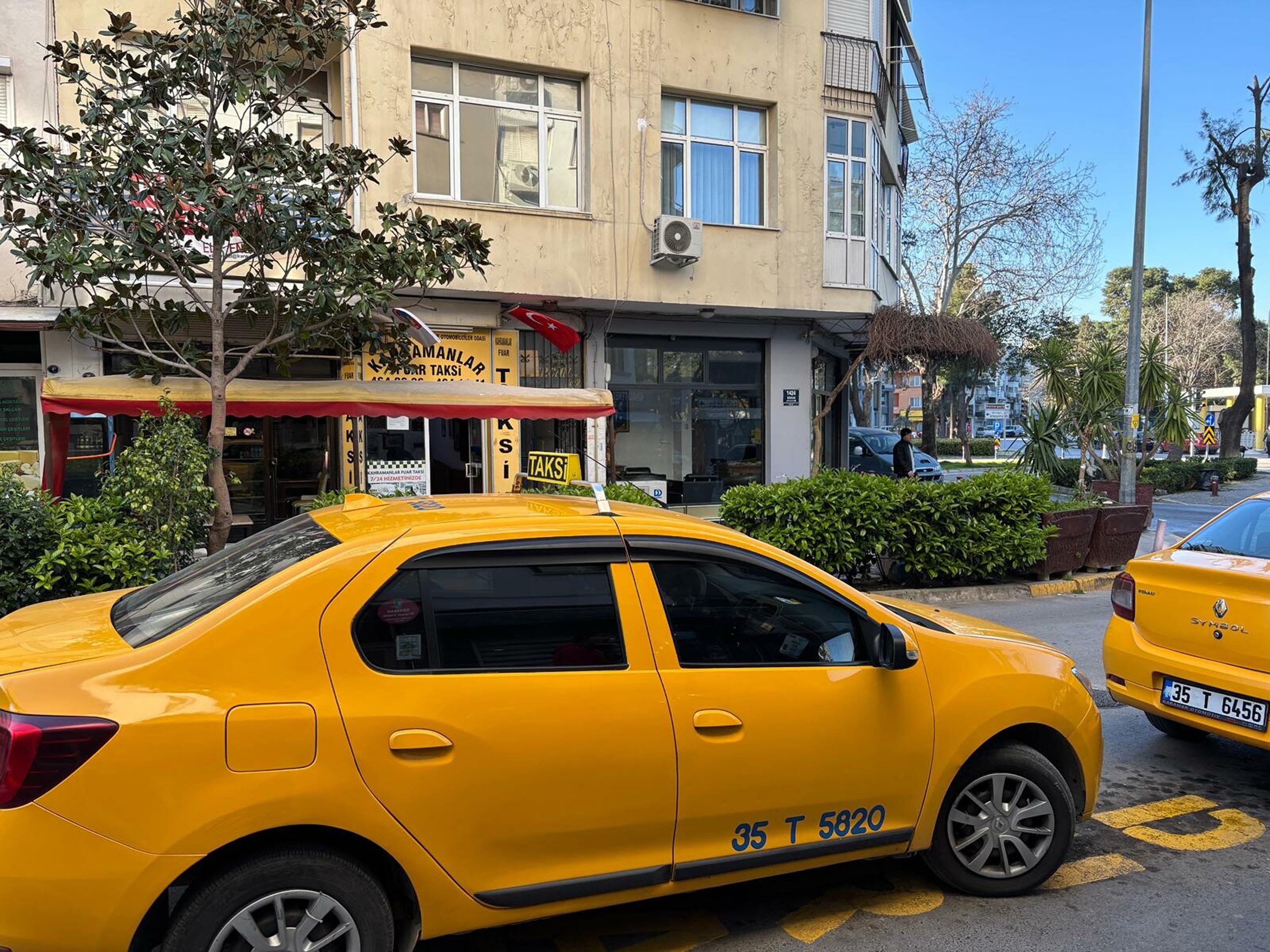 taksi-soforu-ucret-tartismasinda-olduru-1204931-358283.jpg