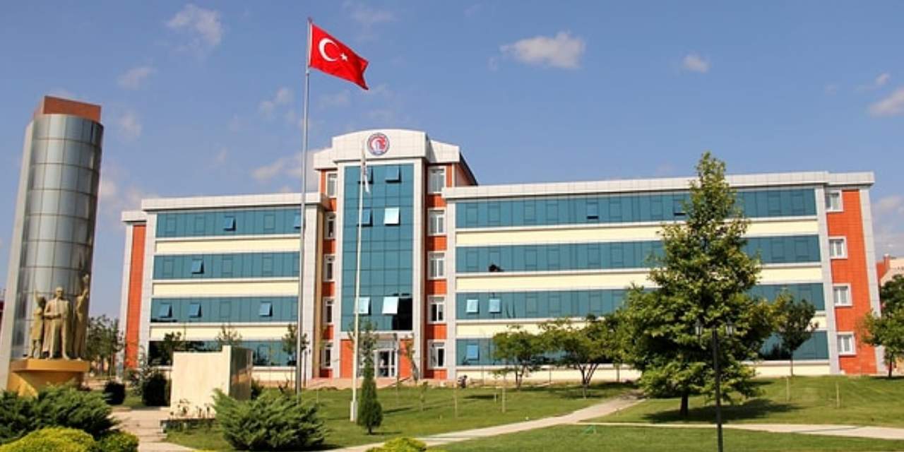 pes-dedirten-atamalar-universite-de-diyanet-de-saskin-2.jpg