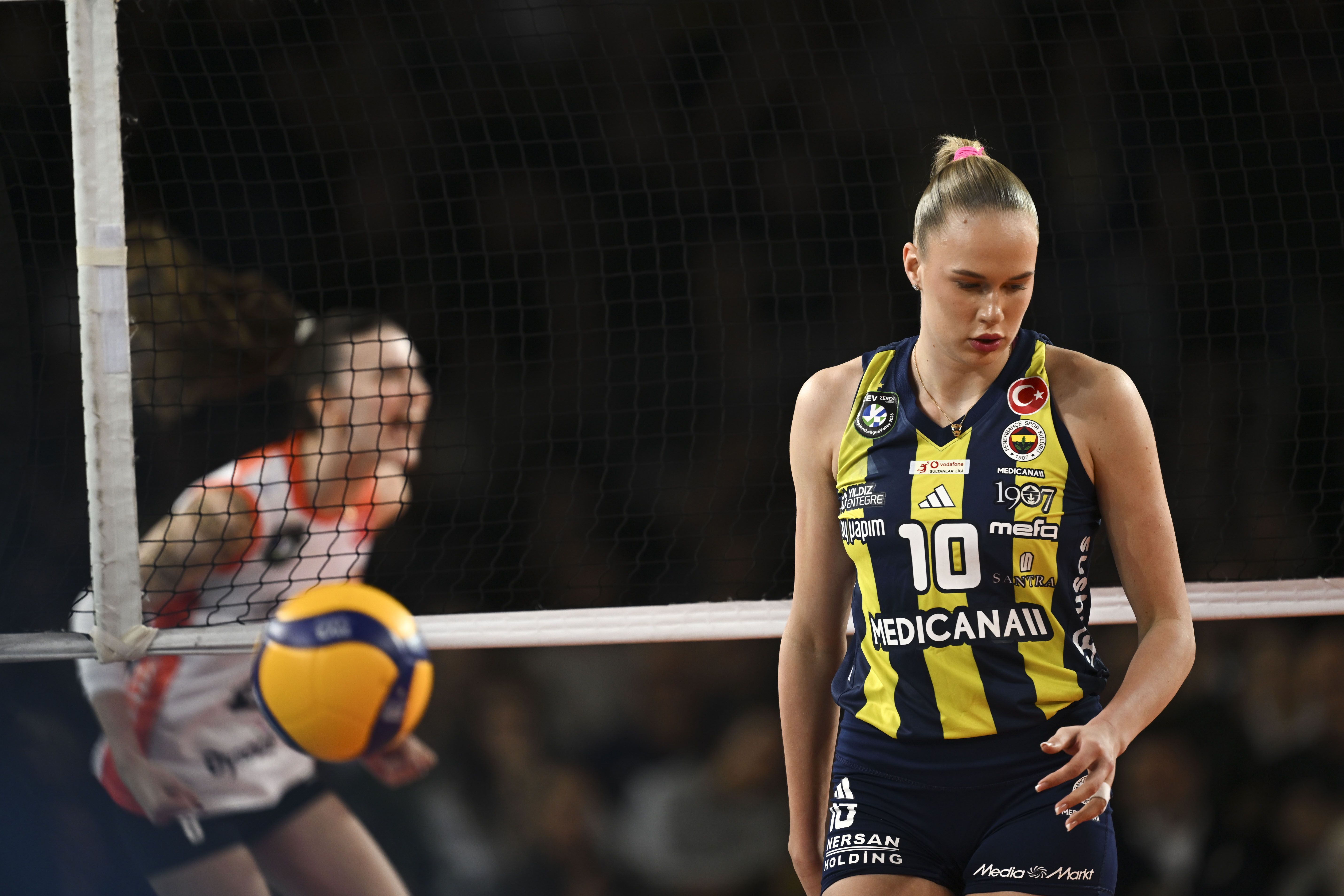 aa-20260324-40917093-40917084-fenerbahce-medicana-eczacibasi-dynavit.jpg