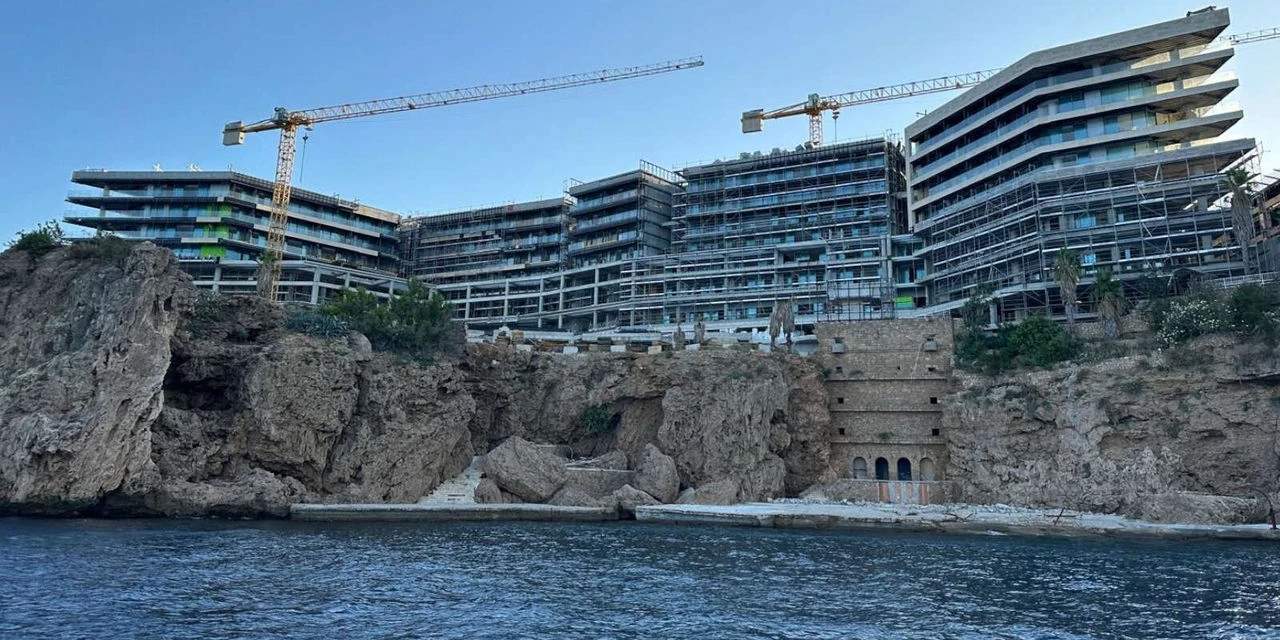 kocun-100-milyon-dolarlik-oteli-bitti-13-yil-sonra-ilk-olacak-5-002.jpg