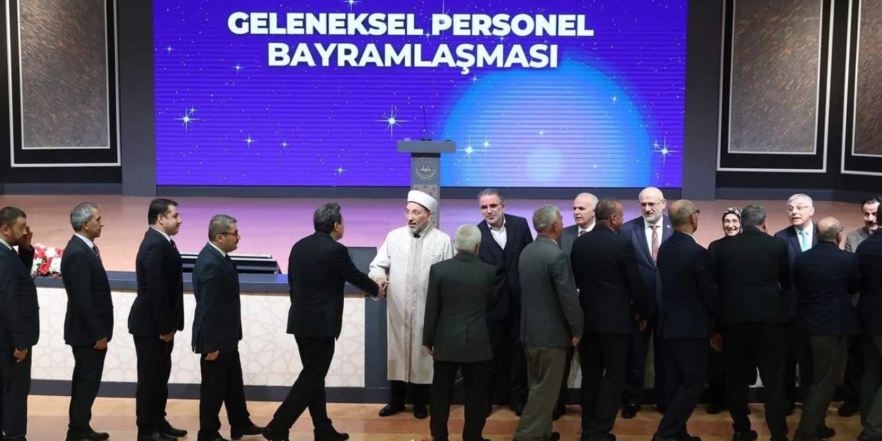 diyanet-personeli-bayramlasmaya-gitmedi-safi-arpagusa-ramazan-uzerinden-yuklendi-2.jpg
