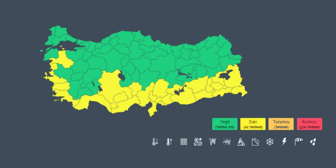 isleri-bakanligi-25-ili-sari-kodla-uyardi-meteoroloji-yarin-olacaklari-da-acikladi.jpg