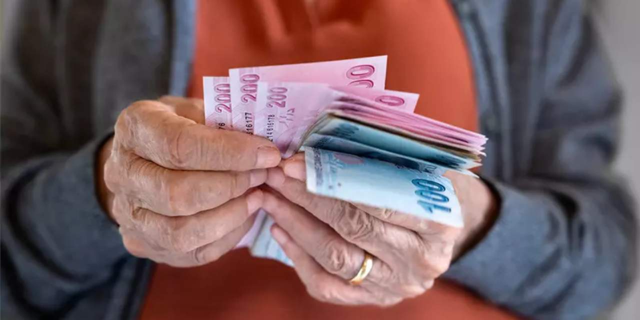 emeklinin-zam-farkini-etkileyecek-turk-bankasi-tahminini-acikladi-2.jpg