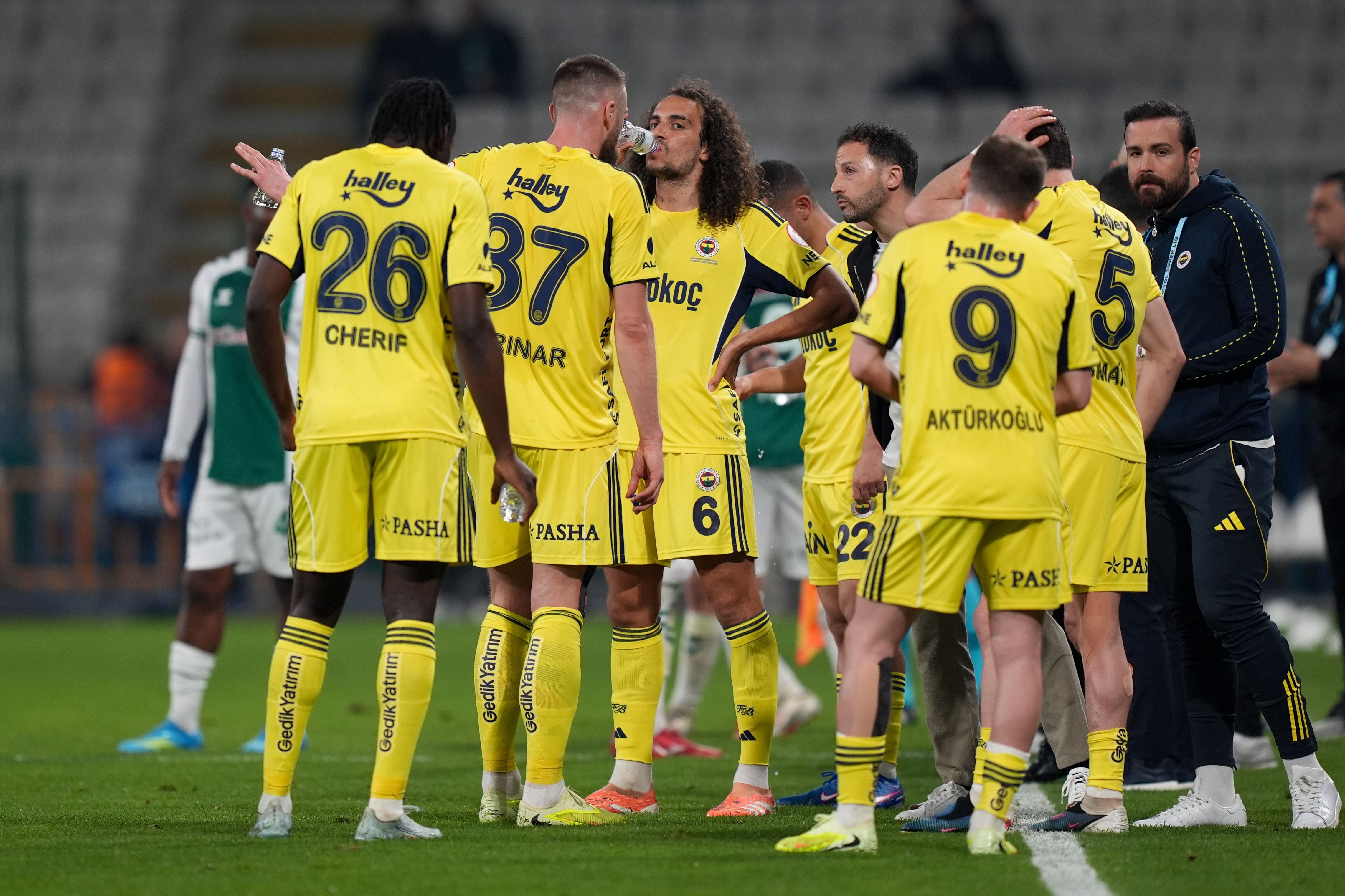 aa-20260421-41172776-41172774-tumosan-konyaspor-fenerbahce.jpg