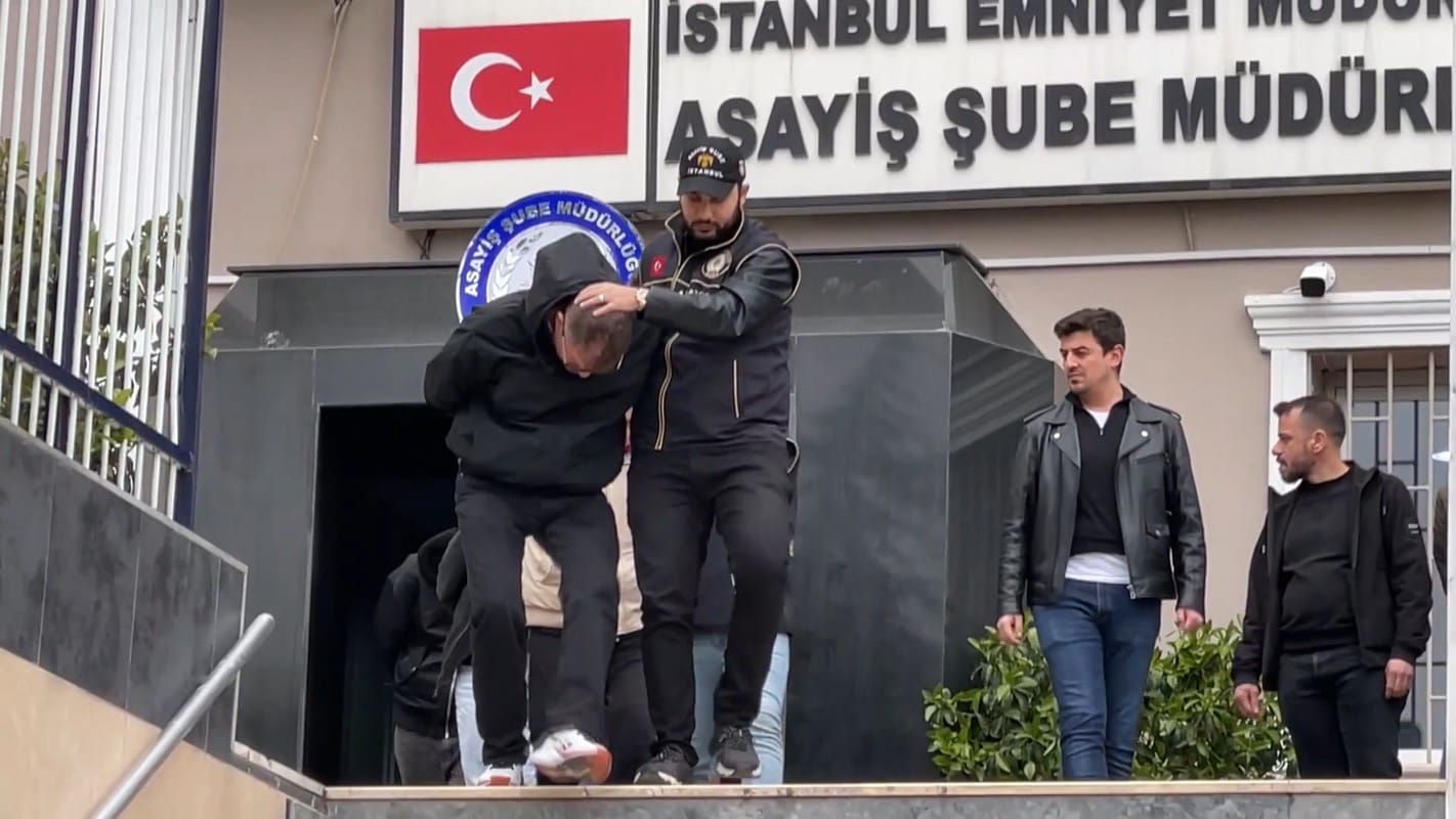istanbul-merkezli-4-ilde-fuhus-operasyon-1277543-380187.jpg