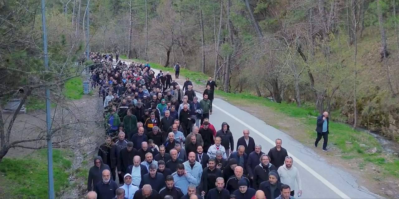 diyanet-hac-kampina-10-milyon-lira-harcadi-arabistan-sicagina-ankara-ayazinda-hazirlandi-5.jpg