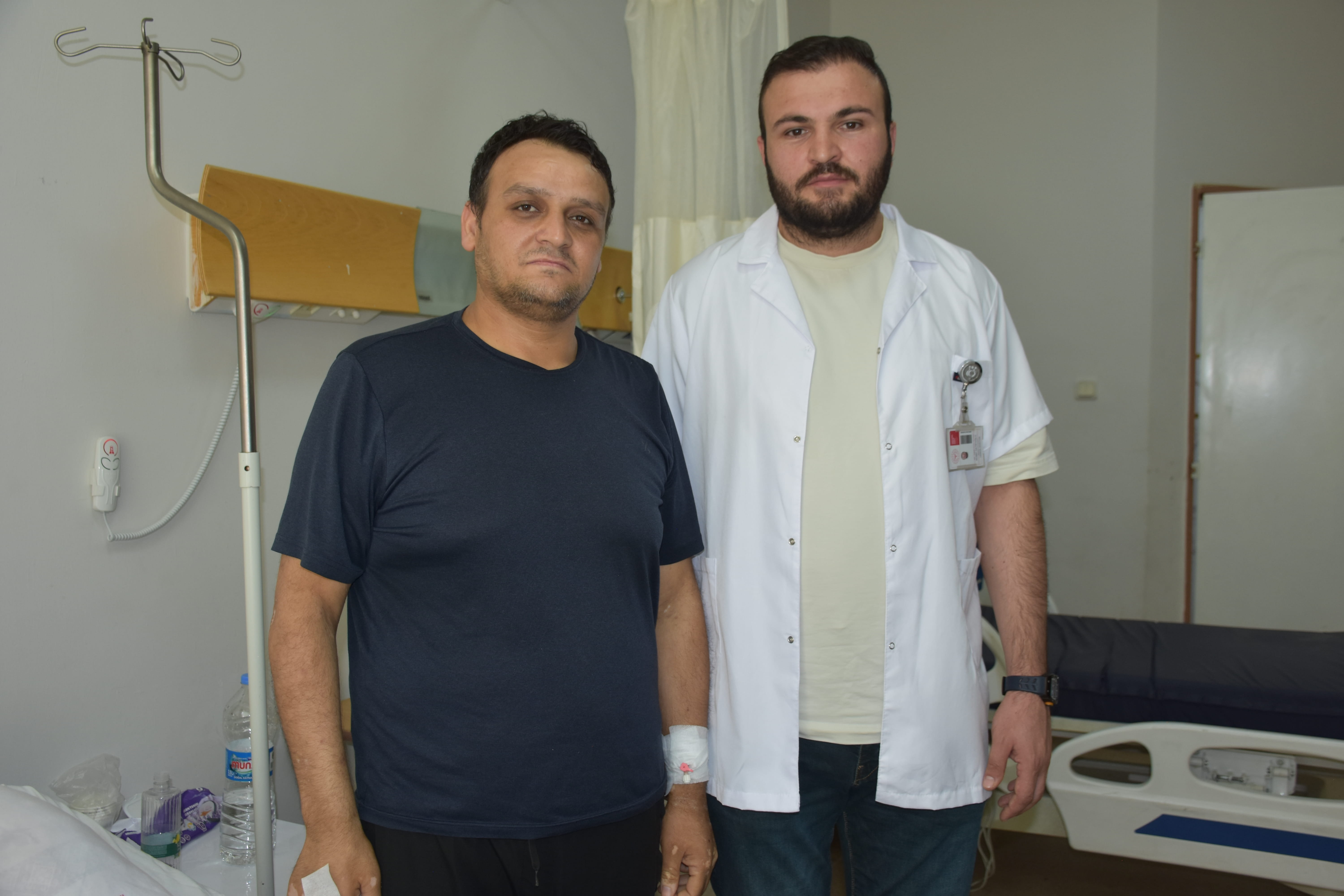 aa-20260505-41292889-41292887-enfeksiyon-kapan-parmagi-kasigina-dikilerek-kesilmekten-kurtarildi.jpg