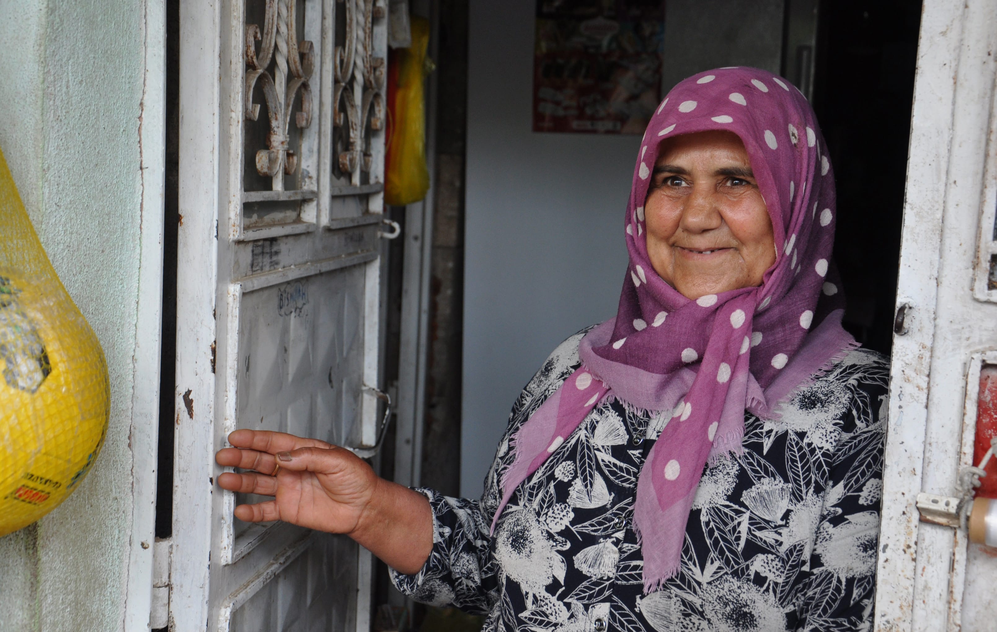 leylek-hitit-bu-yil-da-mahalleye-geld-1295701-385467.jpg