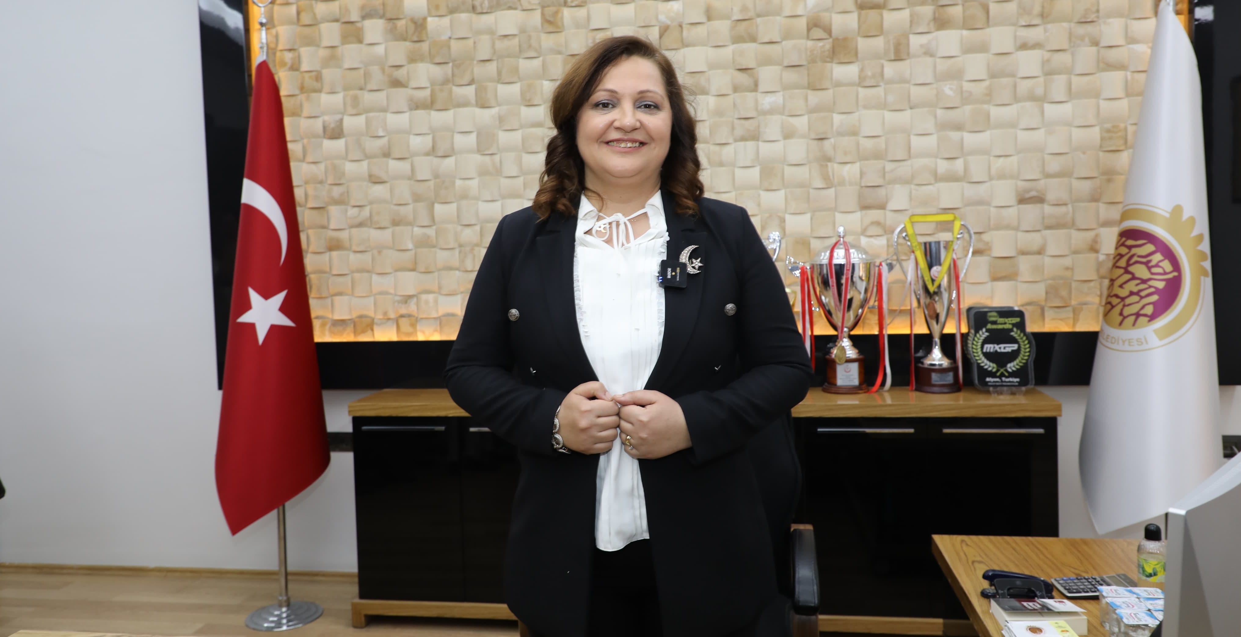 burcu.jpg