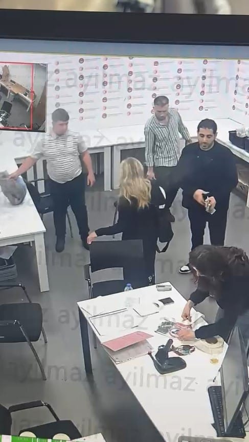 istanbul-havalimaninda-19-kilogram-uyus-1297091-385853.jpg