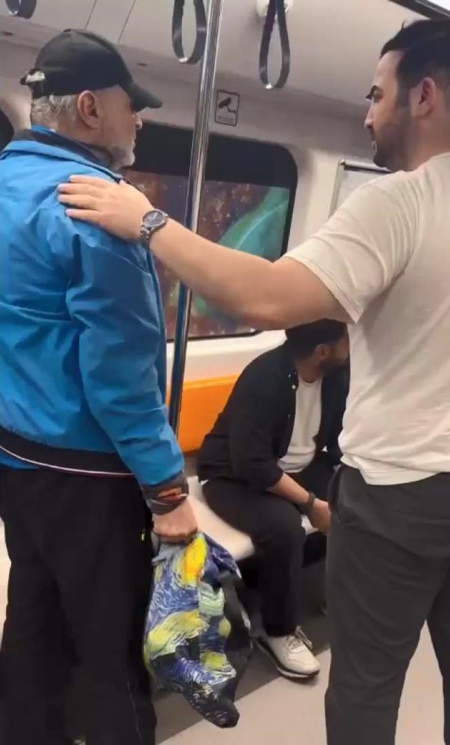 sariyerde-metroda-kufurlu-tezahurat-kav-1303493-387558.jpg