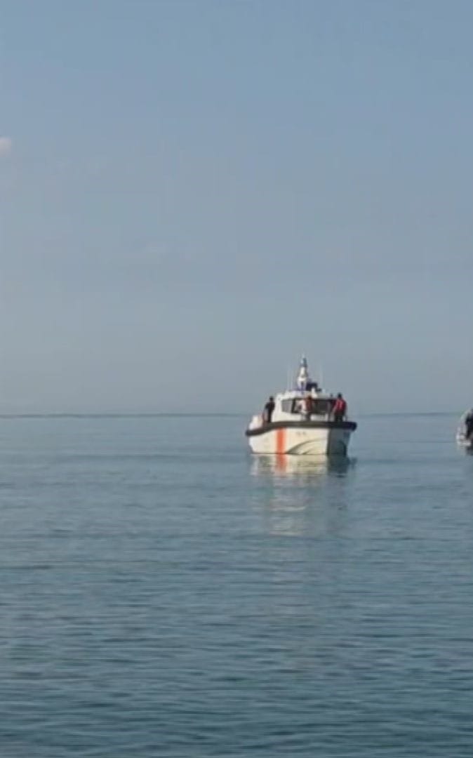 catalcada-jet-skiyle-denize-acilan-iki-1304042-387707.jpg
